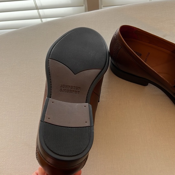 Brand new Johnston & Murphy Hawthorne tan tumbled full grain loafers size 10 - Picture 3 of 3